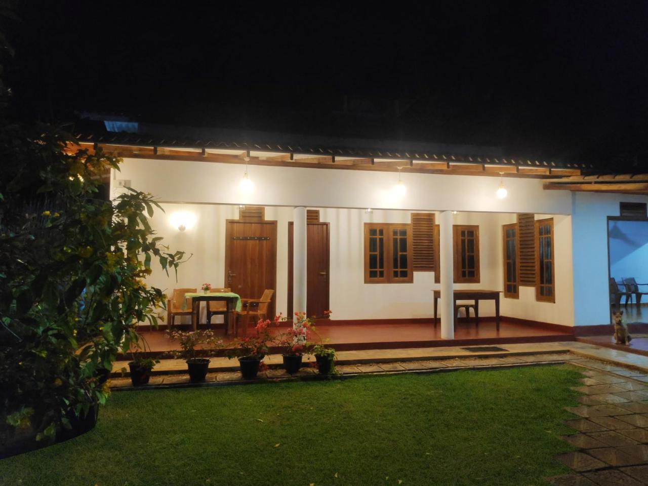 Cinnamon House Hiriketiya Dikwella Luaran gambar
